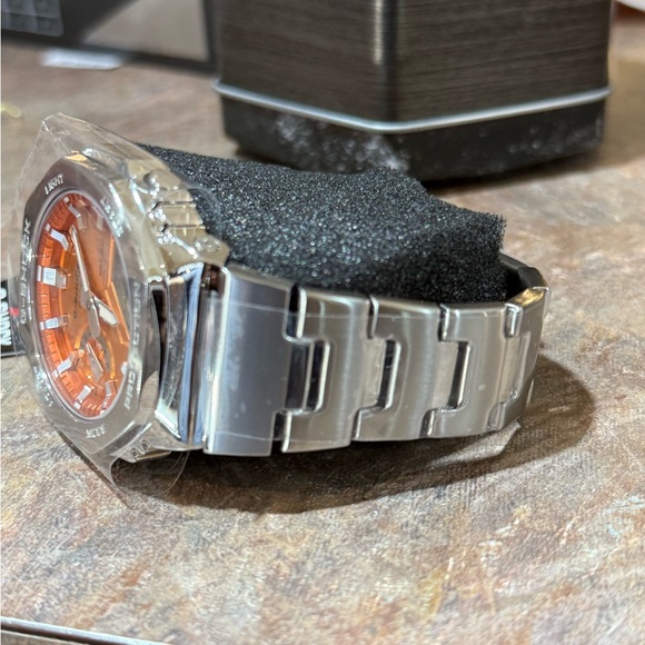 Casio G-Shock Vibrant Orange and Silver Watch - Picture 8 of 11